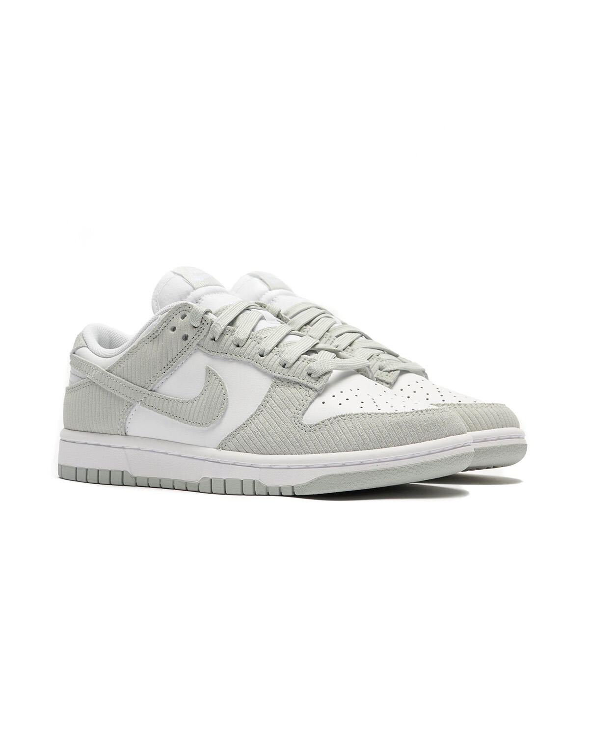 Nike WMNS Dunk Low - White / Light Silver - Image 17