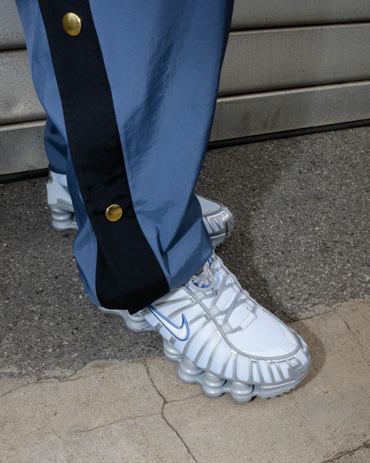 Nike Shox TL 'Metallic Platinum Blue Tint' (Women's) - Image 8