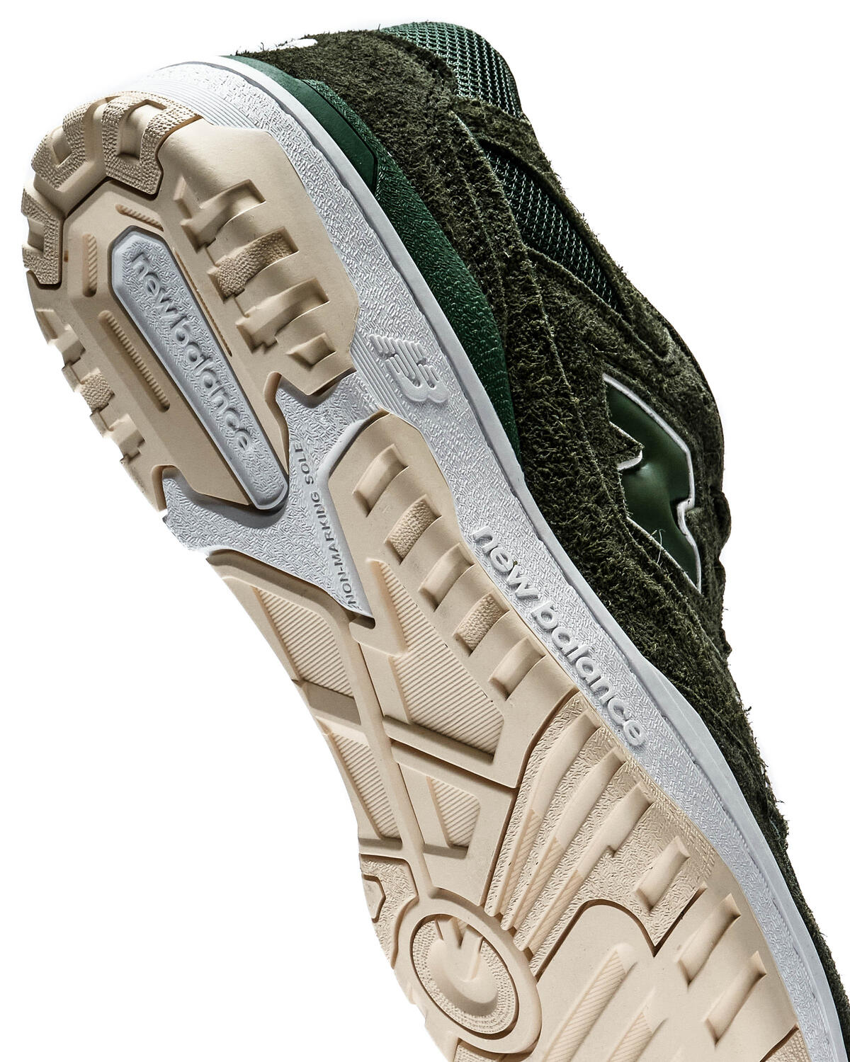 New Balance BB 550 PHB - Image 25