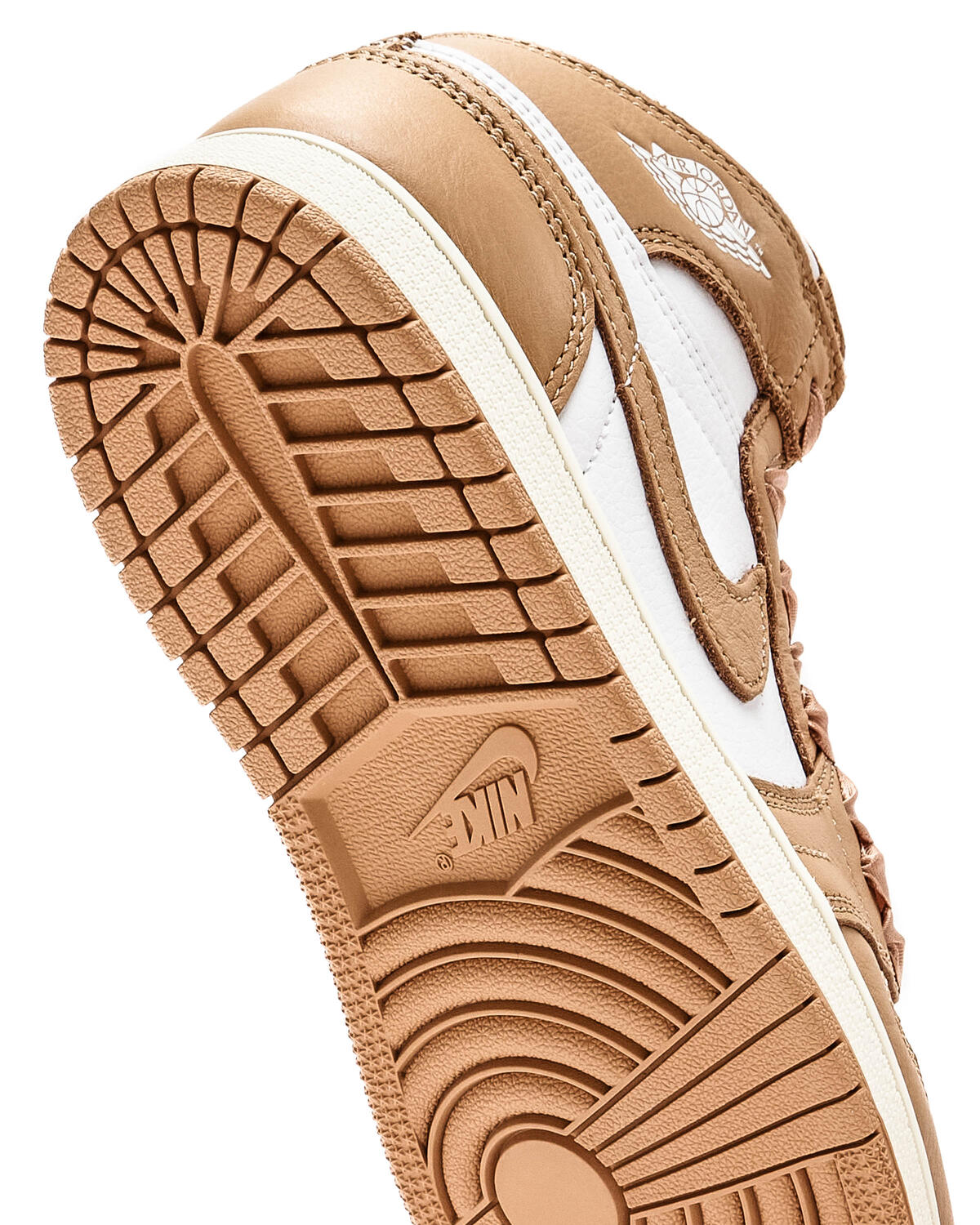 Air Jordan 1 Retro High OG 'Praline / White Sail' (Pre-School) (PS) - Image 16