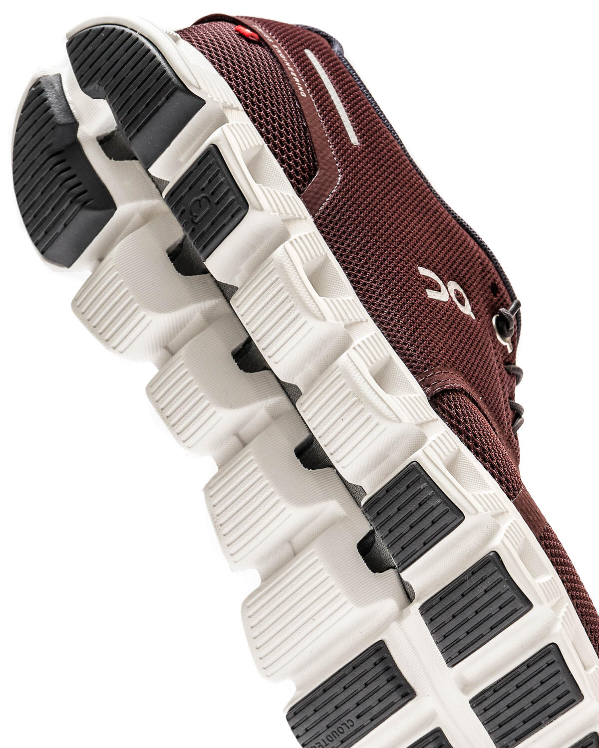 On Cloud 5 Ox/Shadow Sneakers 59.98161, Size 13M On Running Cloud 5  main image 3