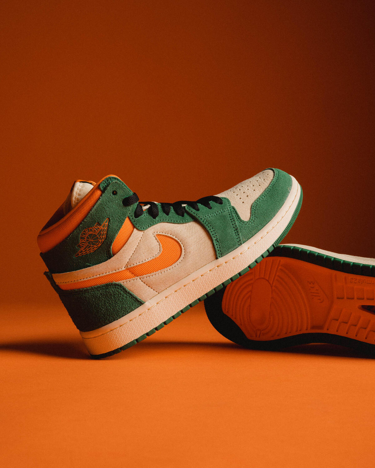 Air Jordan 1 Zoom High CMFT 2 Pien Green/Orange Blaze (Women's) - Image 10