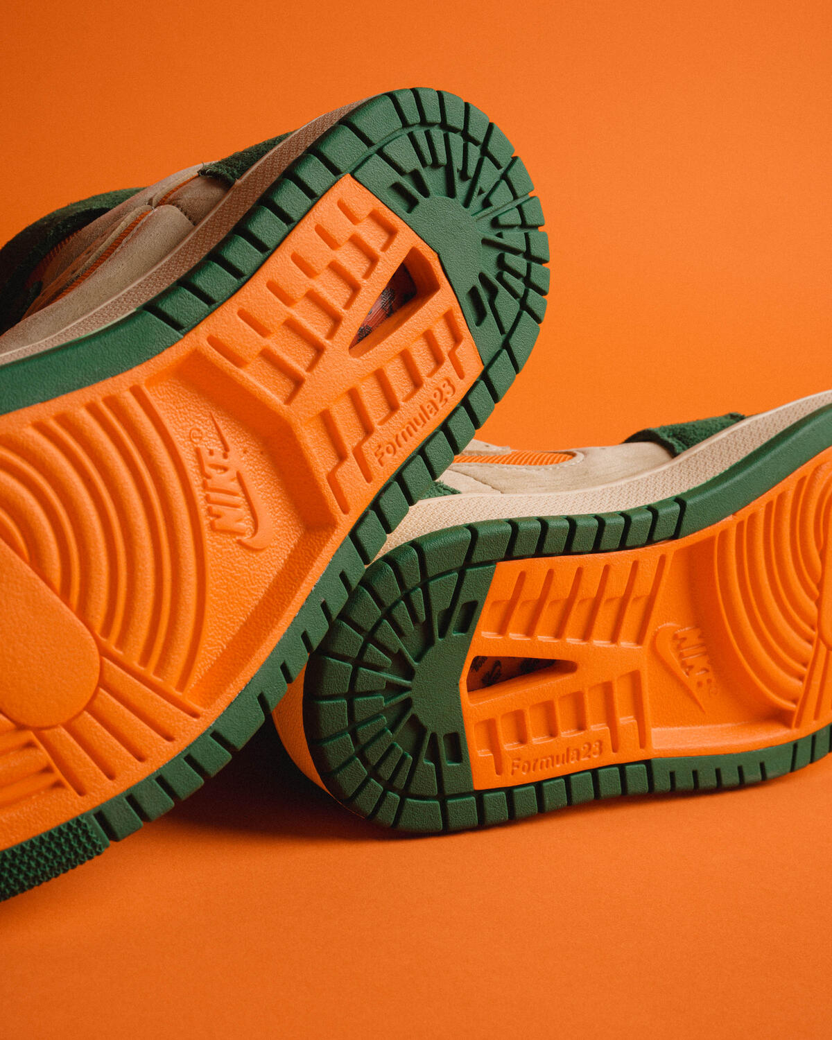 Air Jordan 1 Zoom High CMFT 2 Pien Green/Orange Blaze (Women's) - Image 9