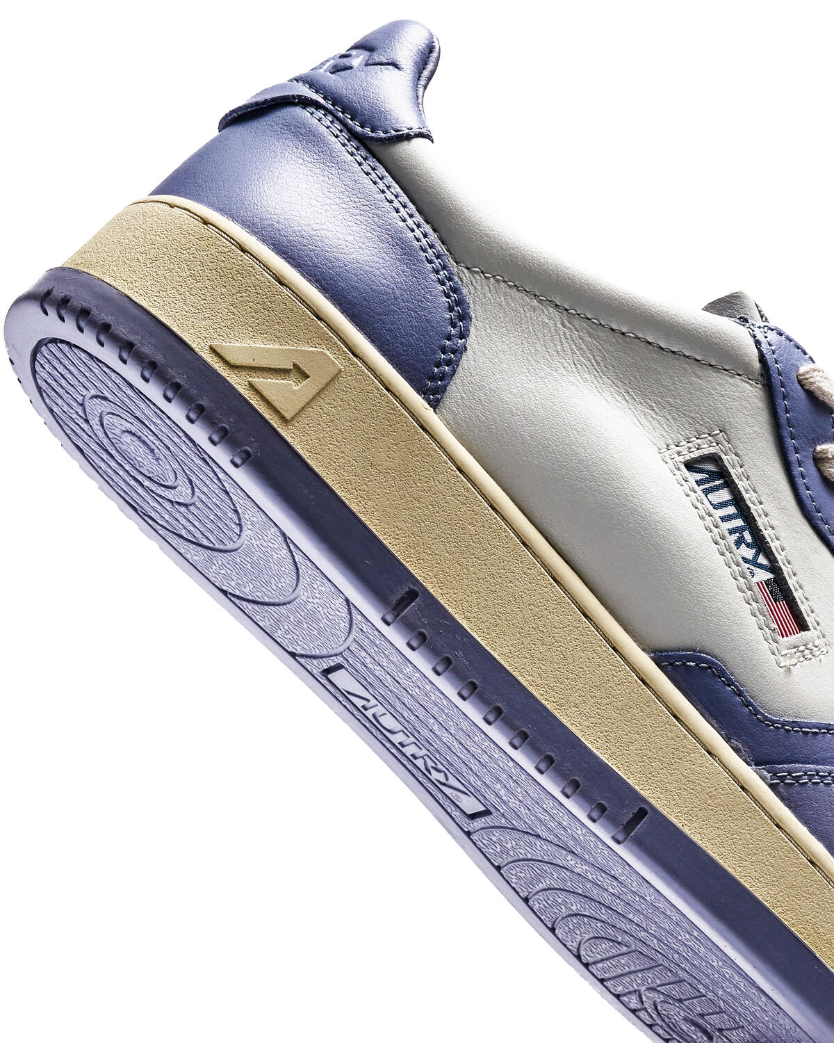 Autry Medalist Low Purple / White - Image 7