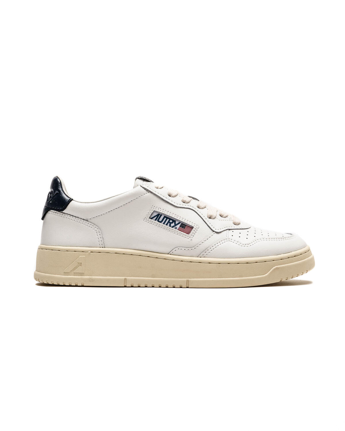 Autry Medalist sneakers in smooth leather - Image 11