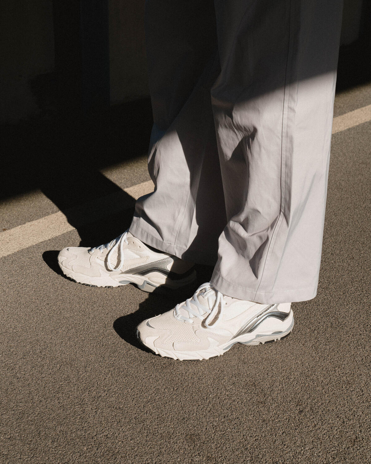 Mizuno Wave Rider 10 Creme / Silber - Image 15