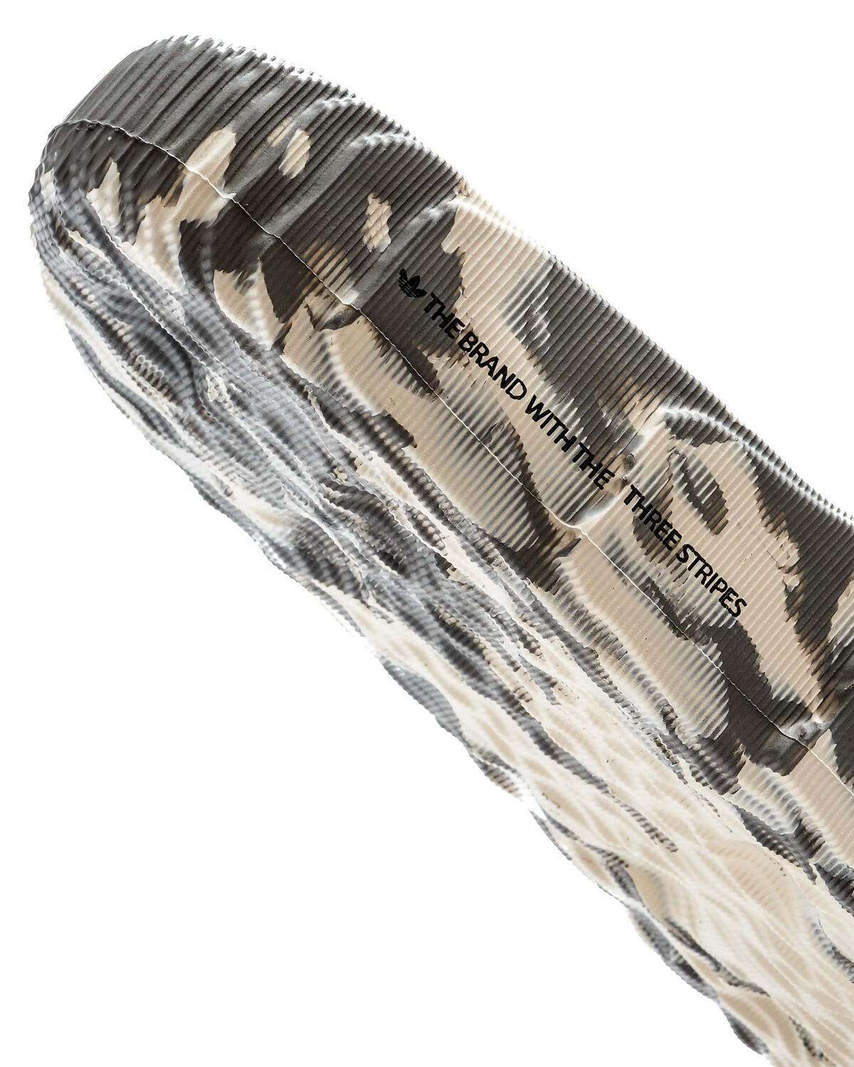 ADIDAS ADILETTE 22 WONDER WHITE THREE GREY CORE BLACK - Image 17