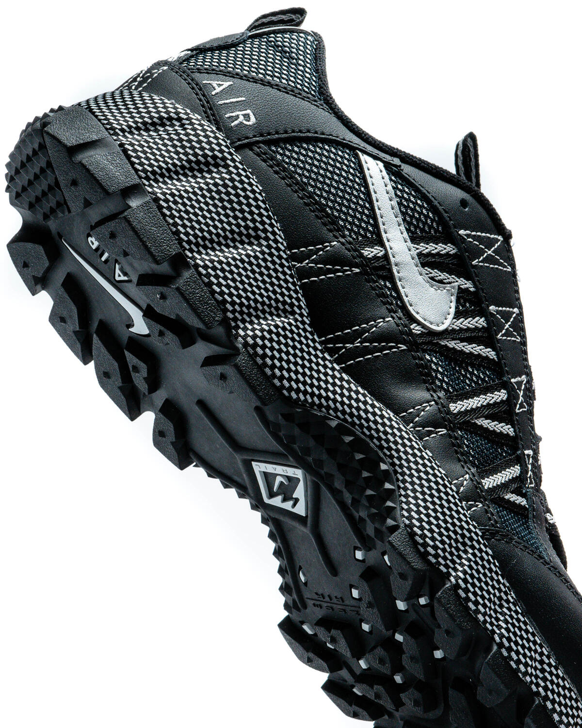 Nike Air Humara Black and Metallic Silver (Women's) - Image 27