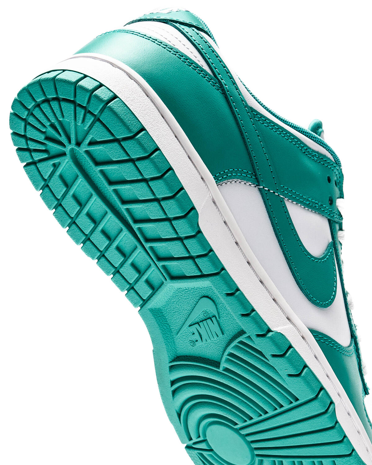 Nike Dunk Low 'Clear Jade' - Image 21