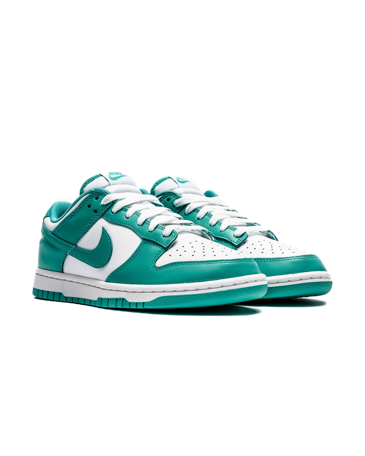 Nike Dunk Low 'Clear Jade' - Image 17