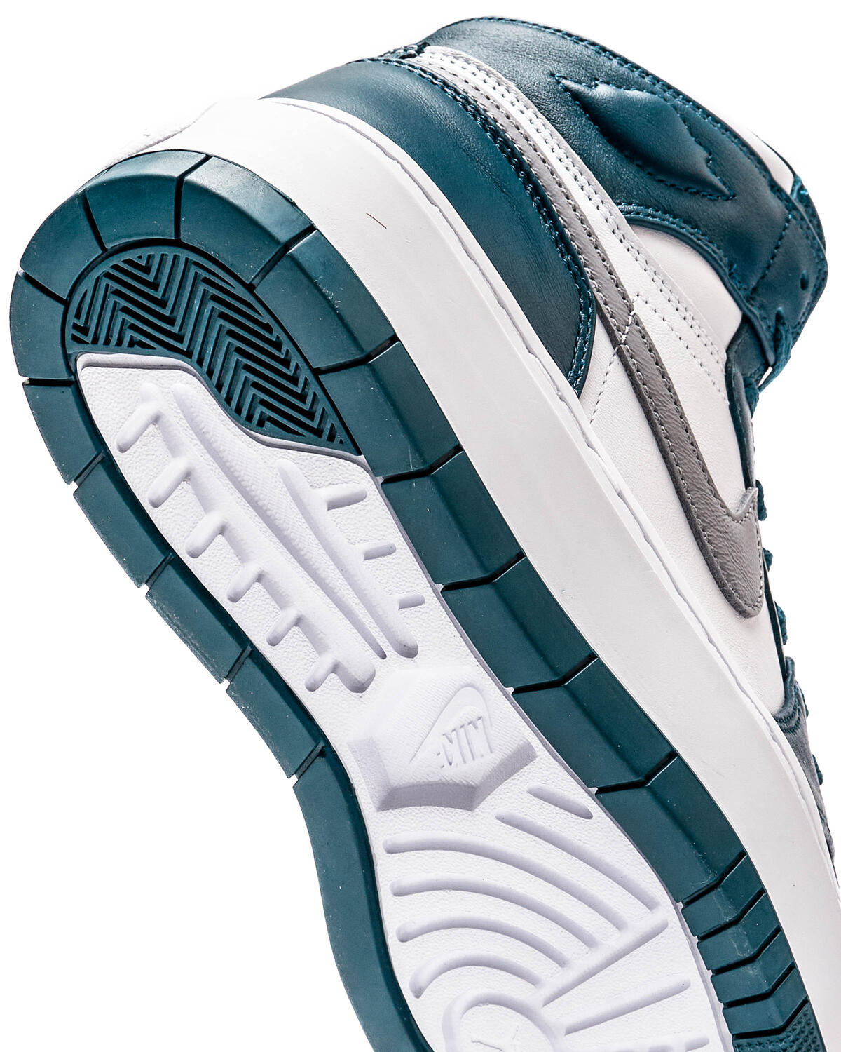 Air Jordan 1 High 'Michael Jordan' (Women's) - Image 11