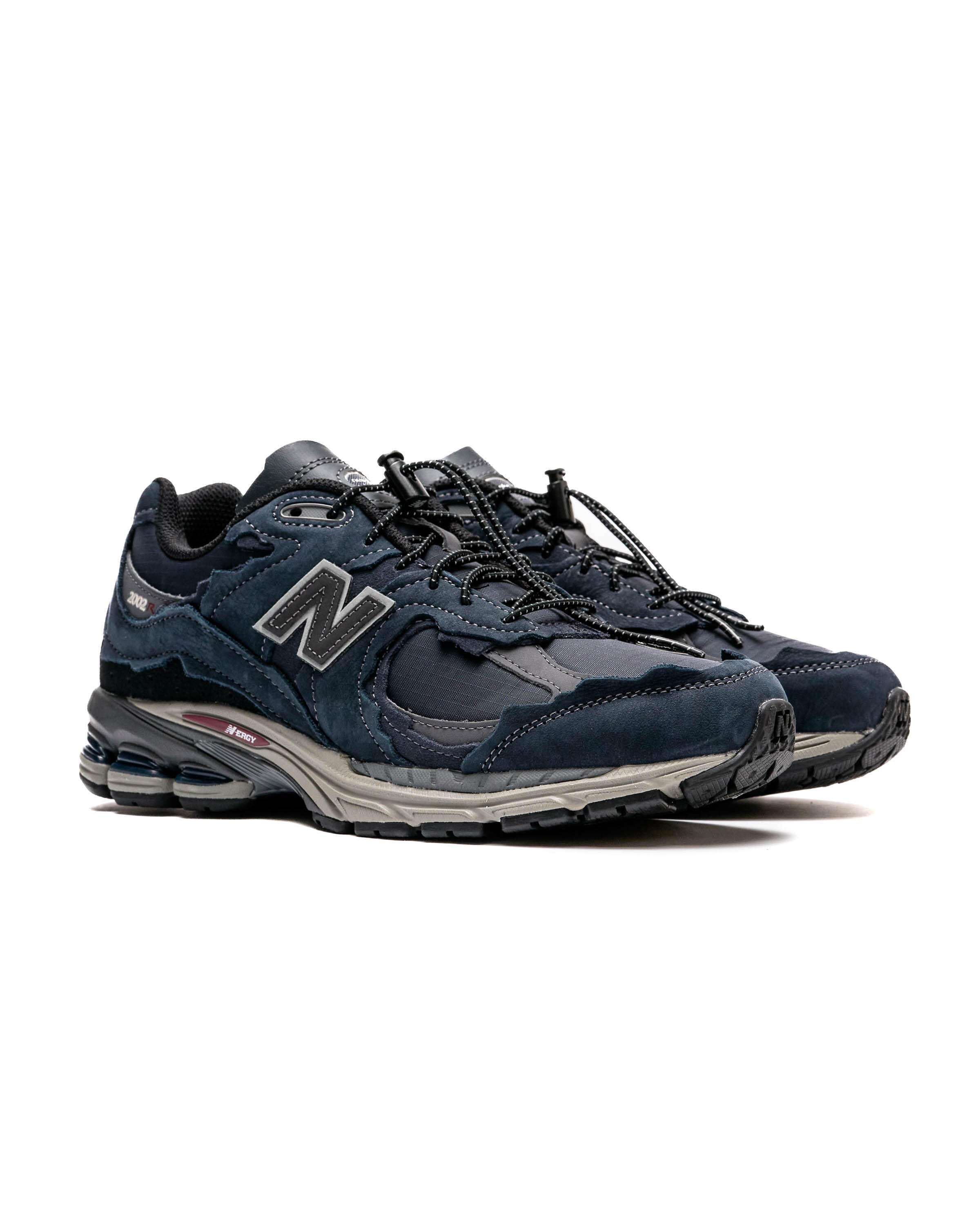 new-balance-m-2002-rdo-eclipse 
