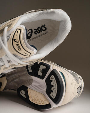 Asics WMNS GEL-KAYANO 14