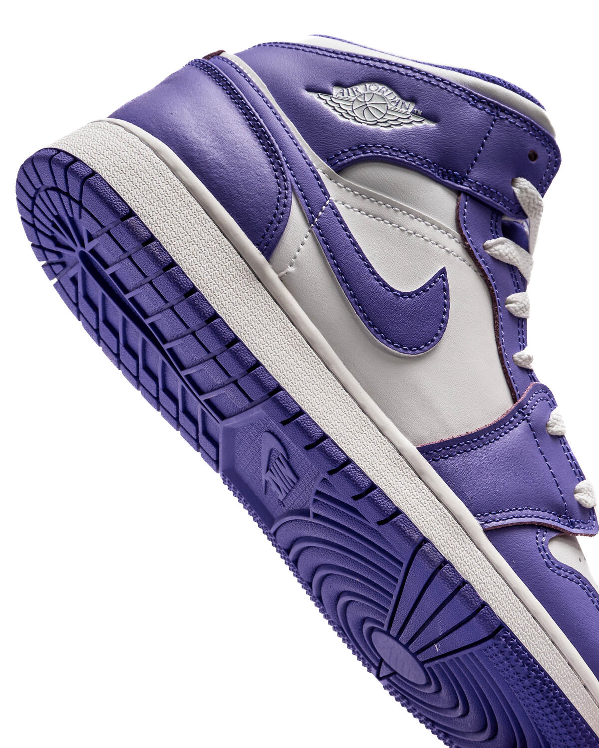 Air Jordan 1 Mid 'Purple Venom' (GS) - Image 25