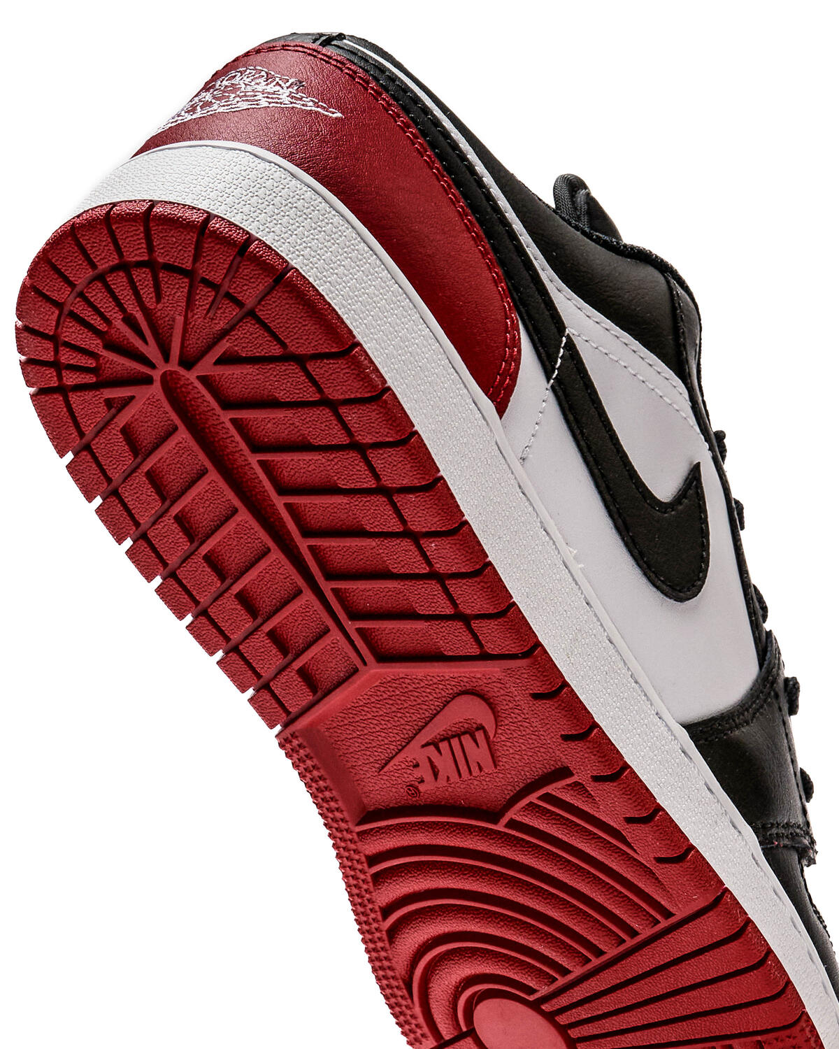 Air Jordan 1 Low White / Black / Varsity Red (GS) - Image 28