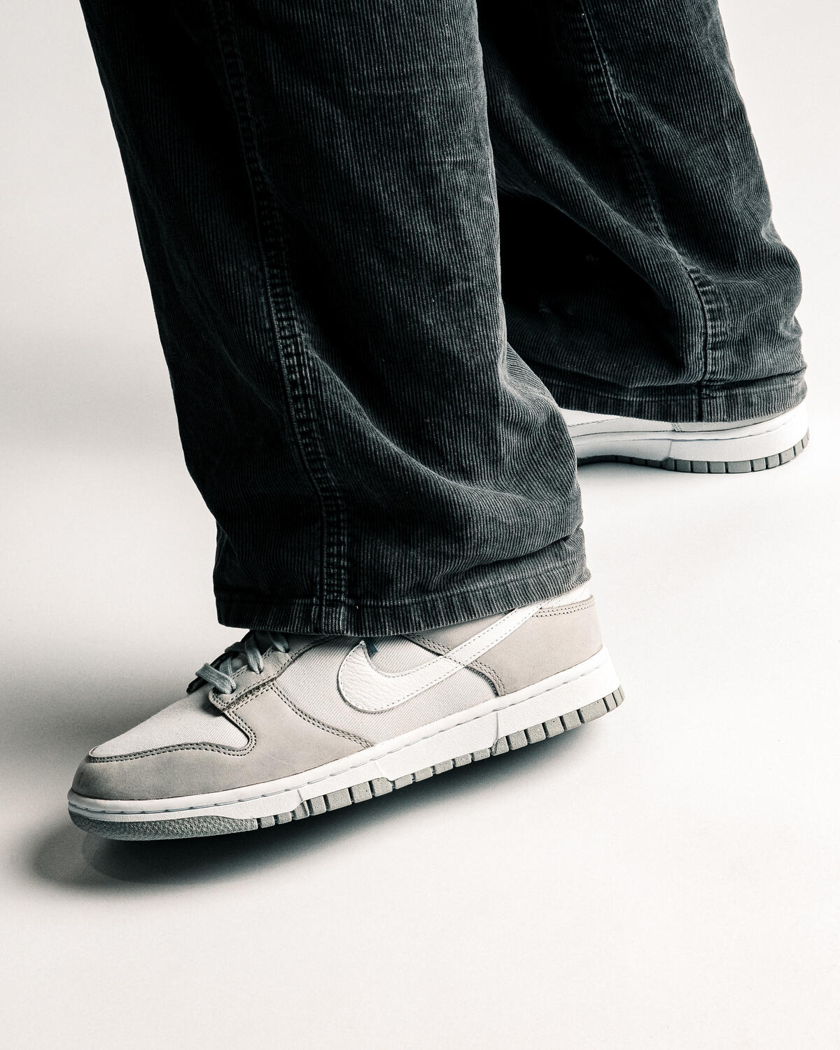 NIKE WMNS DUNK LOW LX W27.0cm（NIKE W DUNK LOW LX） 