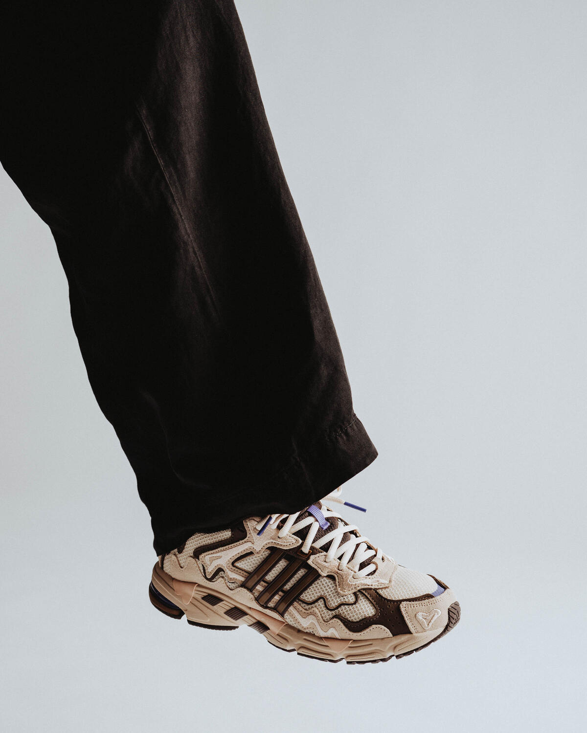 Adidas x Bad Bunny Response CL Shoes - Image 7