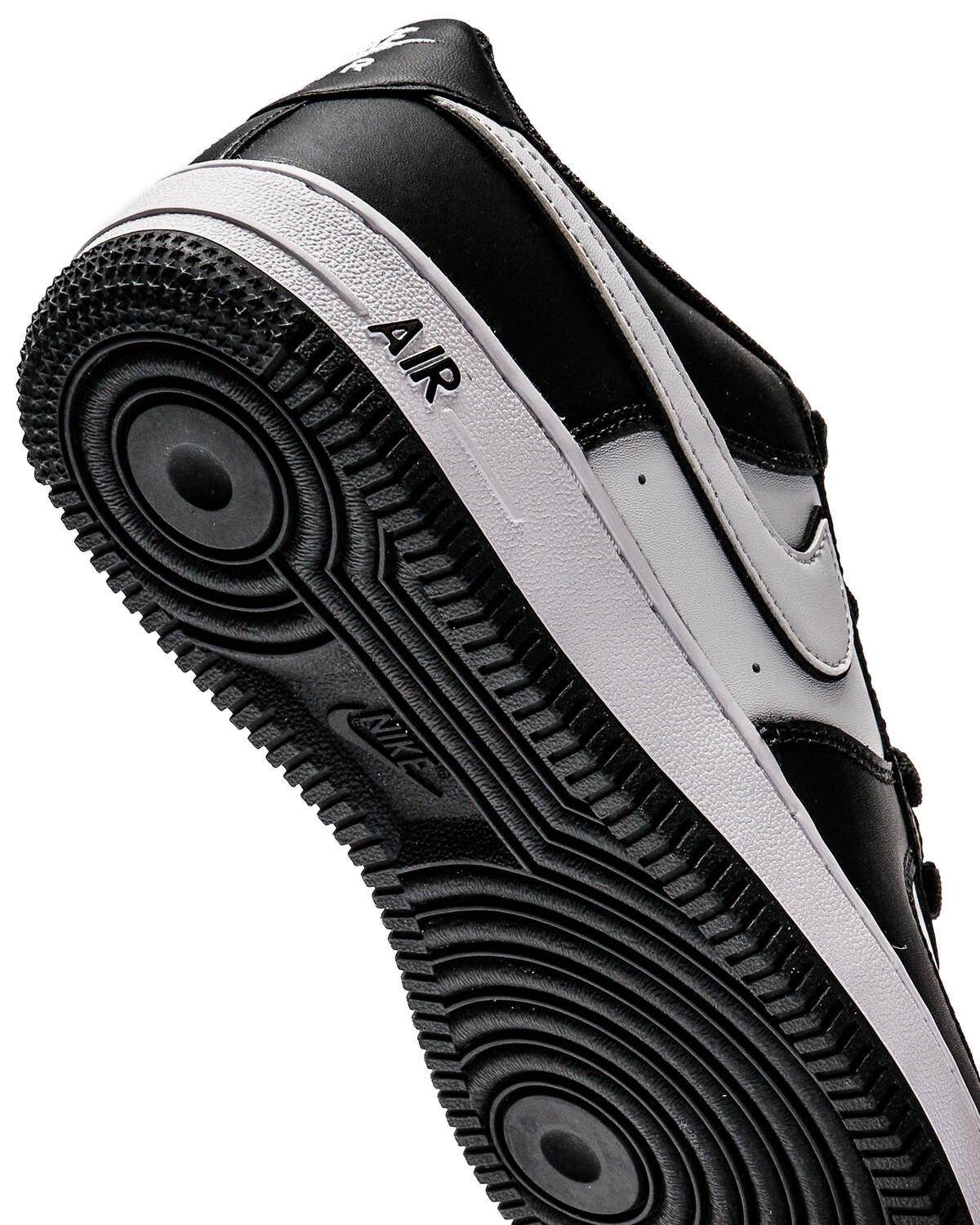 Nike Air Force 1 LV8 Grade School Black / White - Image 20