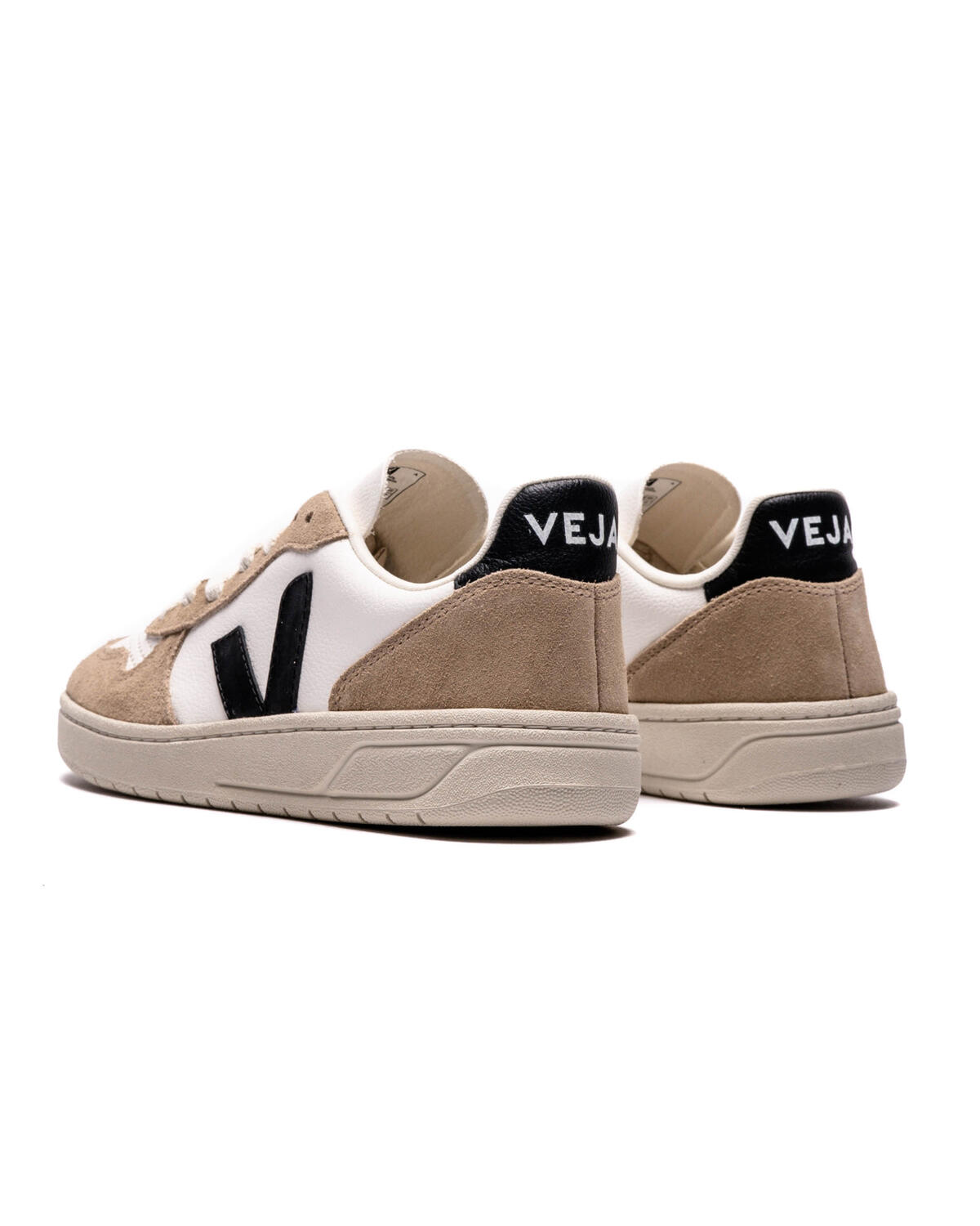 Veja V-10 Leather Extra White/Black Sahara - Image 13