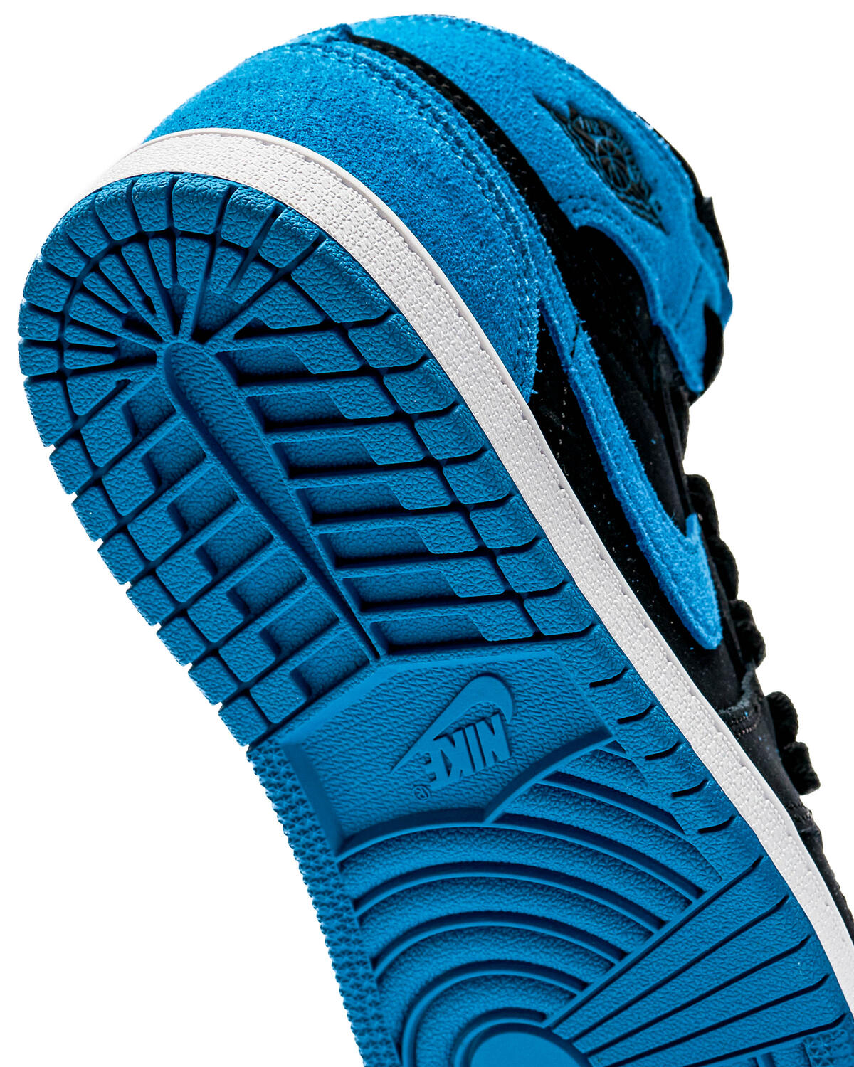 Air Jordan 1 Retro High 'Royal Reimagined' (Preschool) (GS) - Image 17