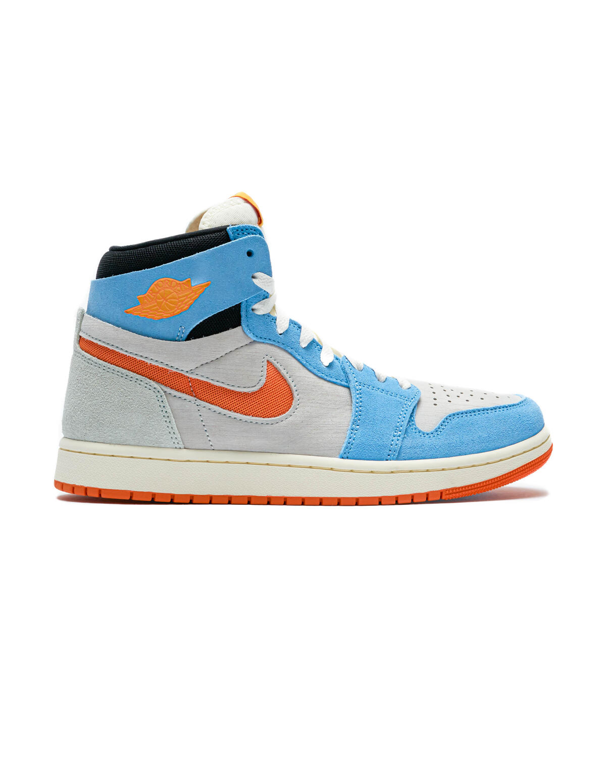 Air Jordan 1 Zoom CMFT 2 'Sail/Alpha Orange/Royal Pulse' - Image 12