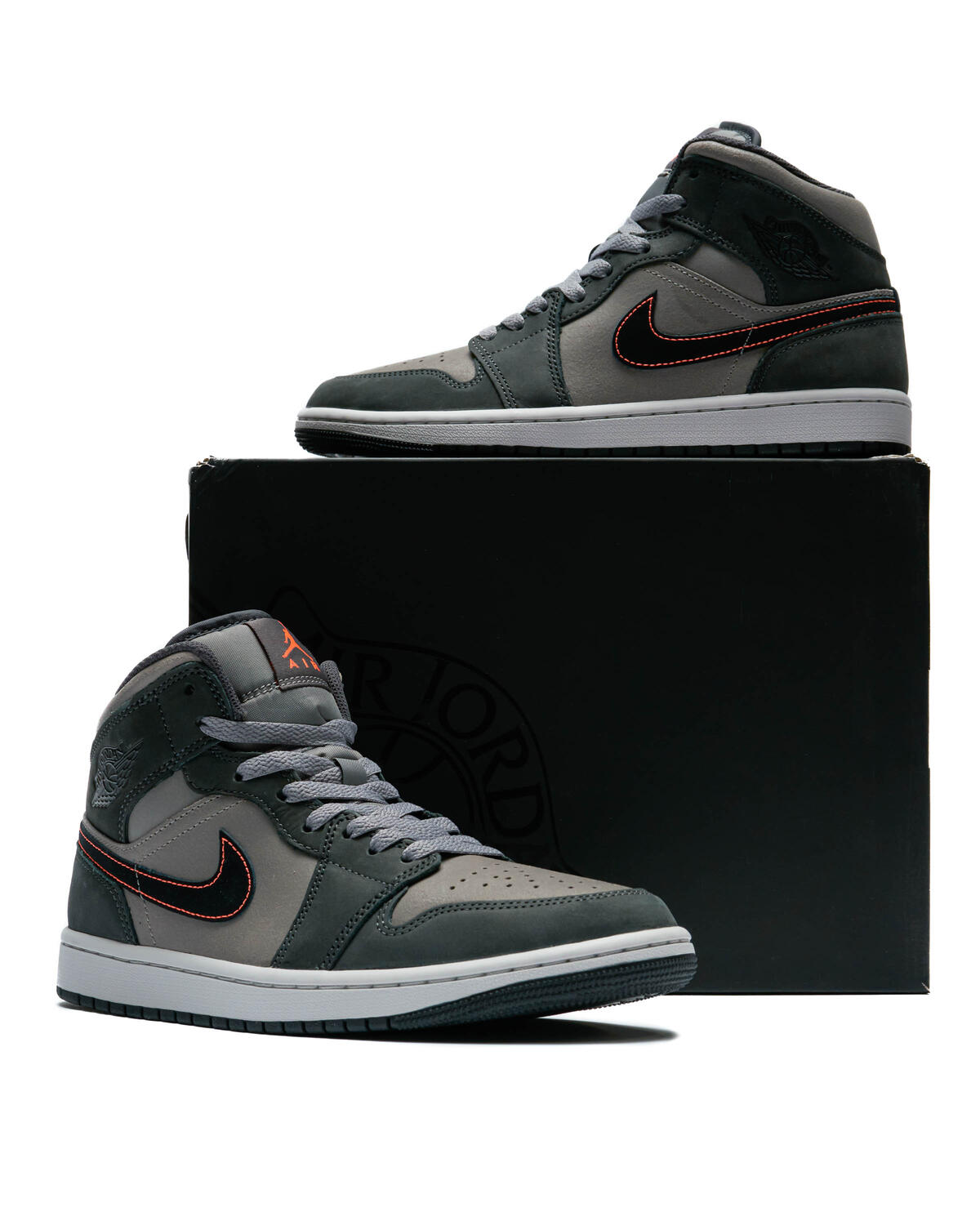 Air Jordan 1 Mid 'Night Stadium' - Image 19