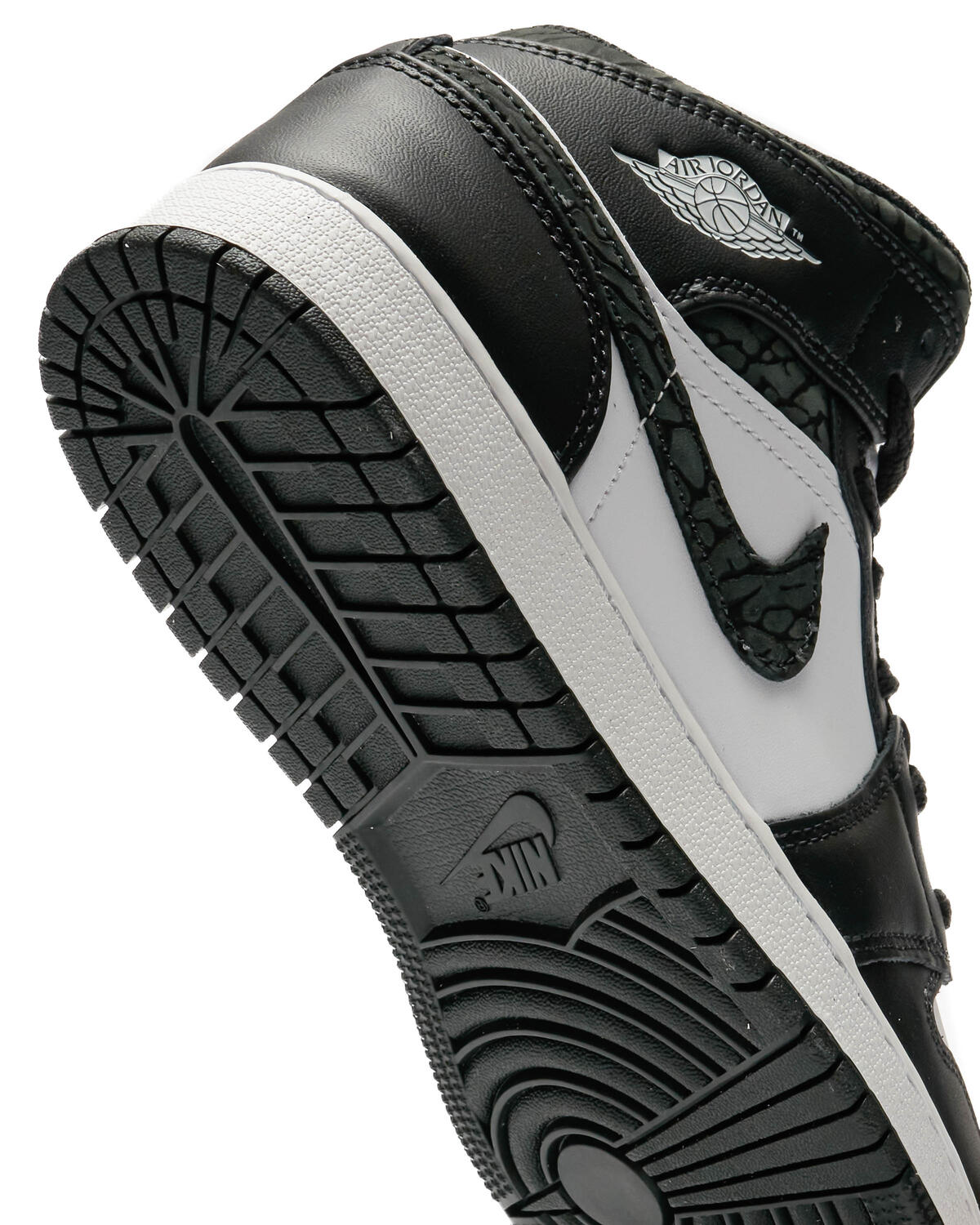 Air Jordan 1 Mid SE Grade School 'White/Black' - Image 7