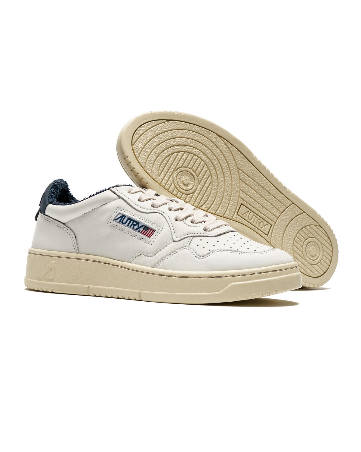 Autry Medalist Low (Women's) - Image 5