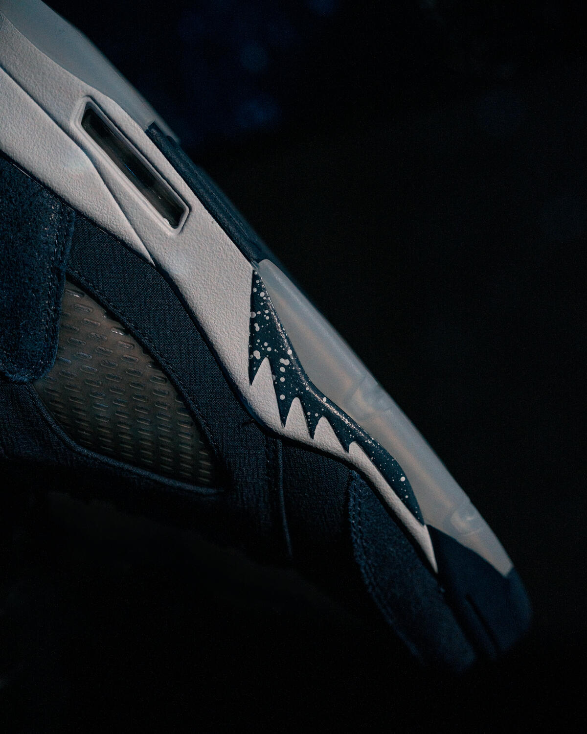 Air Jordan 5 Retro SE 'Midnight Navy/Black/Football Grey' - Image 31