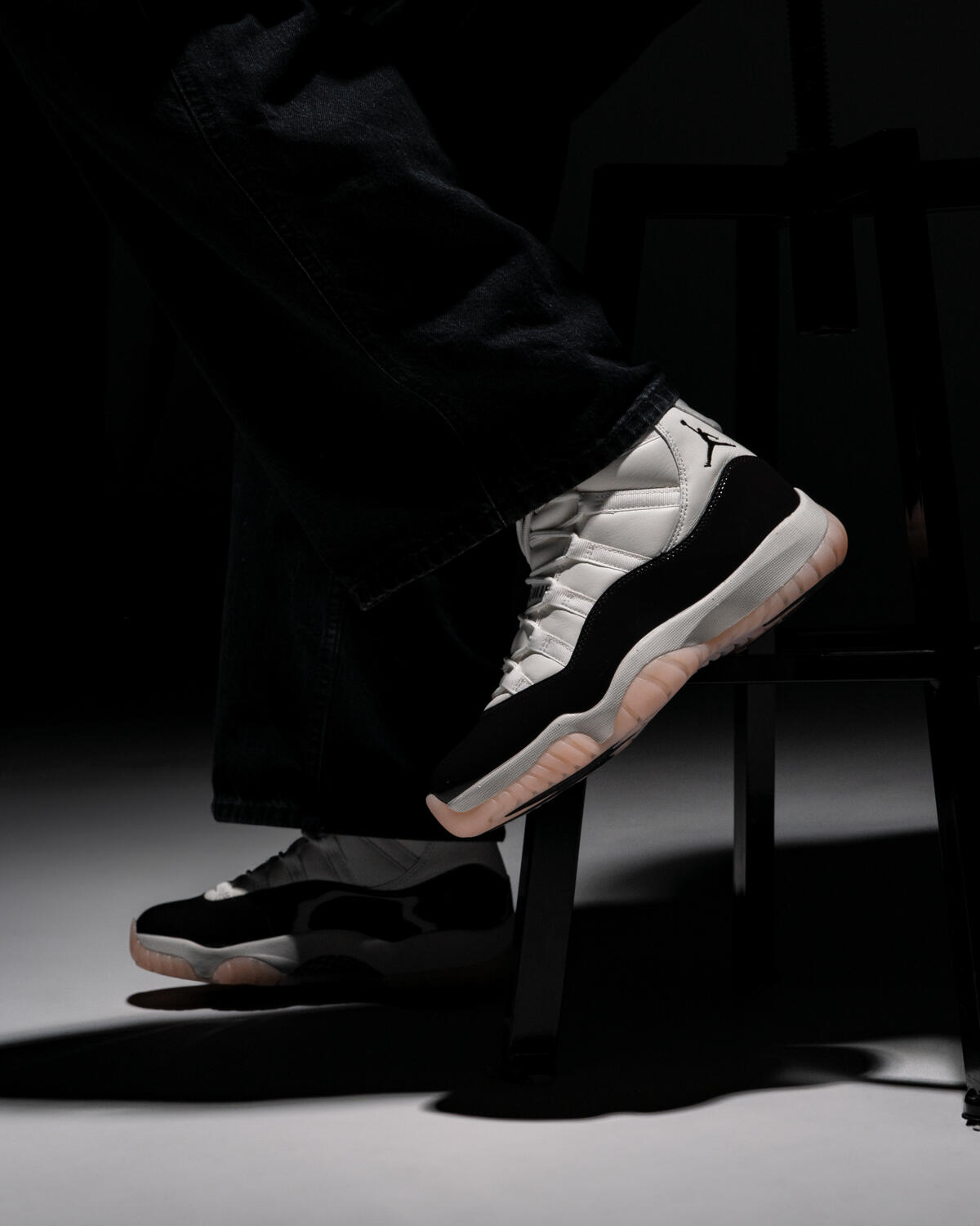 Jordan Air Jordan 11 Retro 'Neapolitan' (Women's) - Image 34