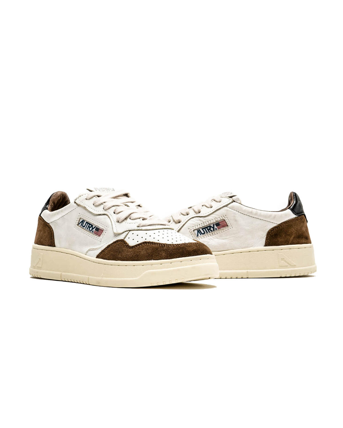 Autry Medalist Low Man Soflea/Sue Wht/Tund (Women's) - Image 5