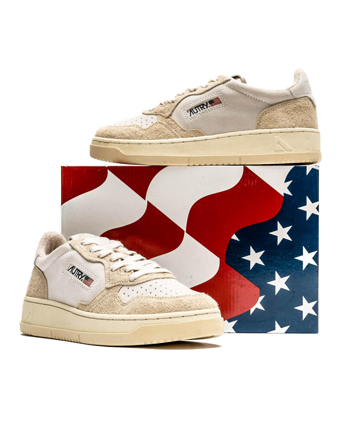 Autry Medalist Low (Women's) - Image 6