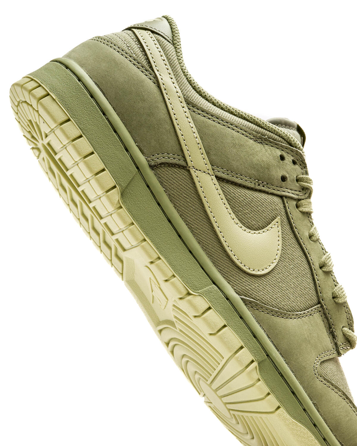 Nike Dunk Low Retro Premium 'Oil Green/Olive Aura/Phantom' - Image 31