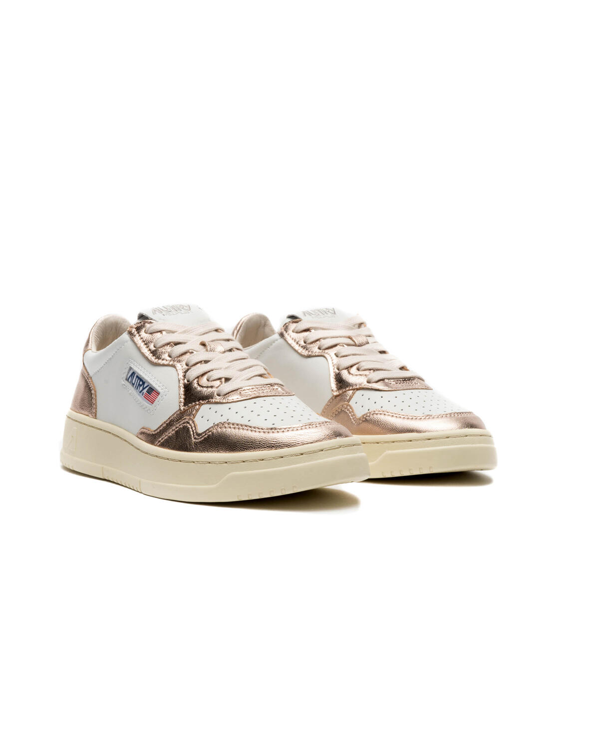 Autry Action Shoes WMNS Medalist Low - Image 3