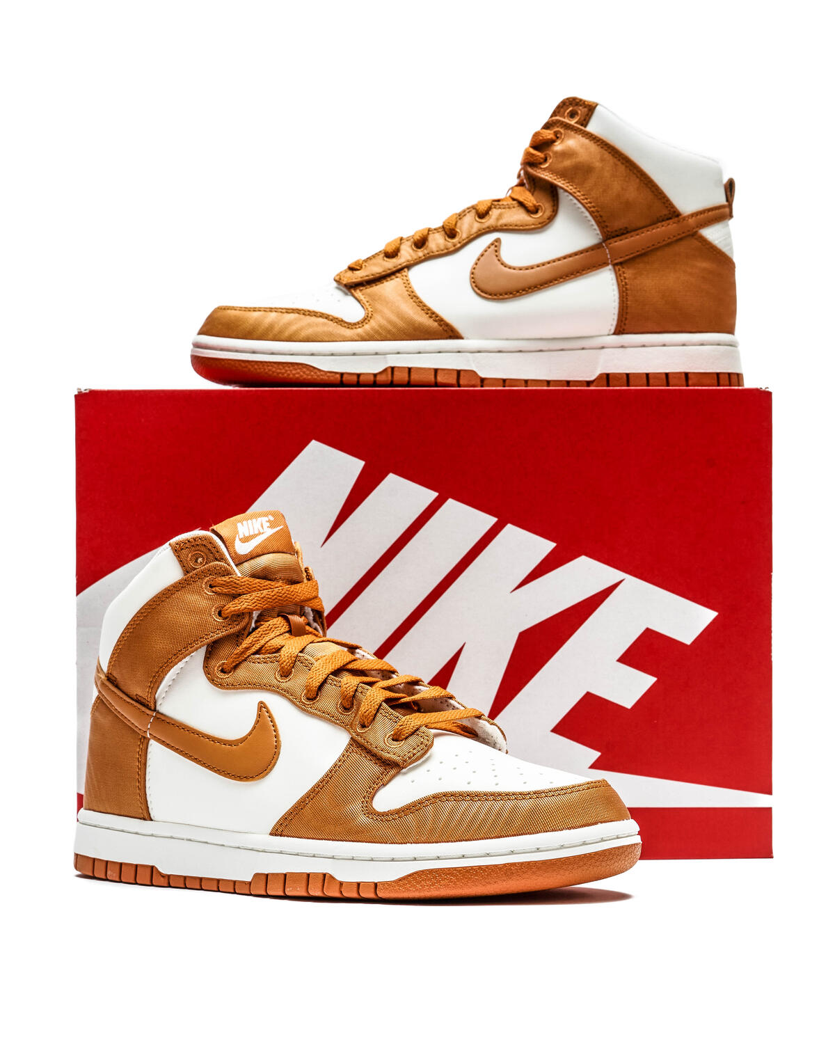 Nike Dunk High Retro 'Monarch' - Image 15