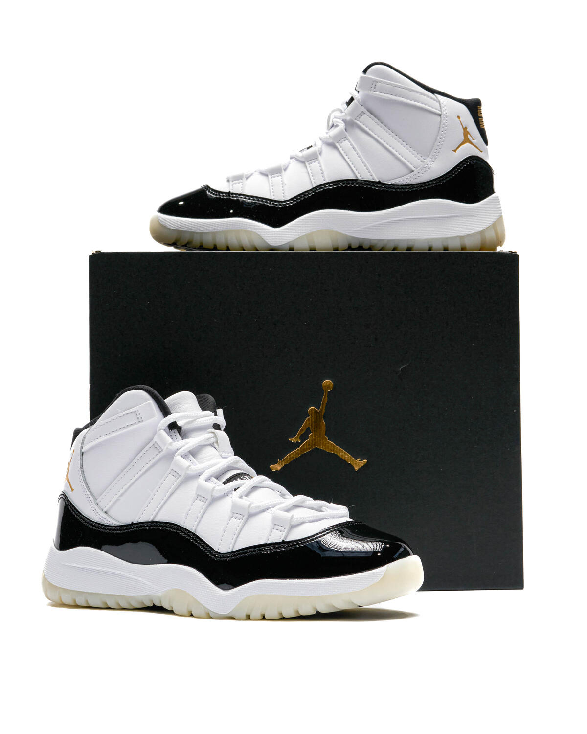 air jordan 11 white and gold