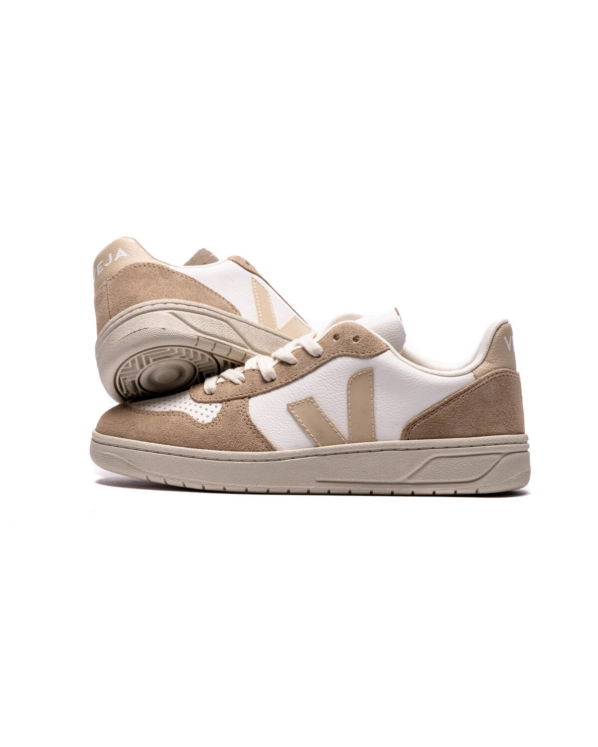 Veja V-10 Chromefree Leather (Women's) - Image 11
