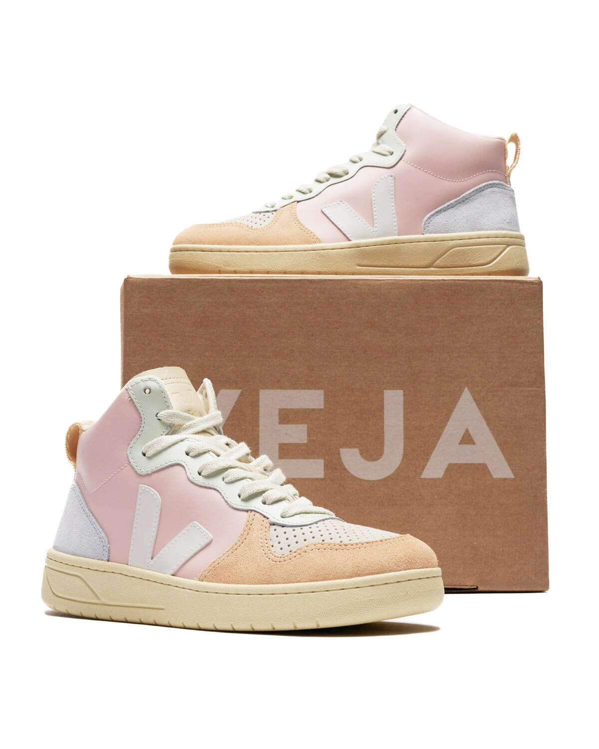 Veja V-15 WMNS - Image 6