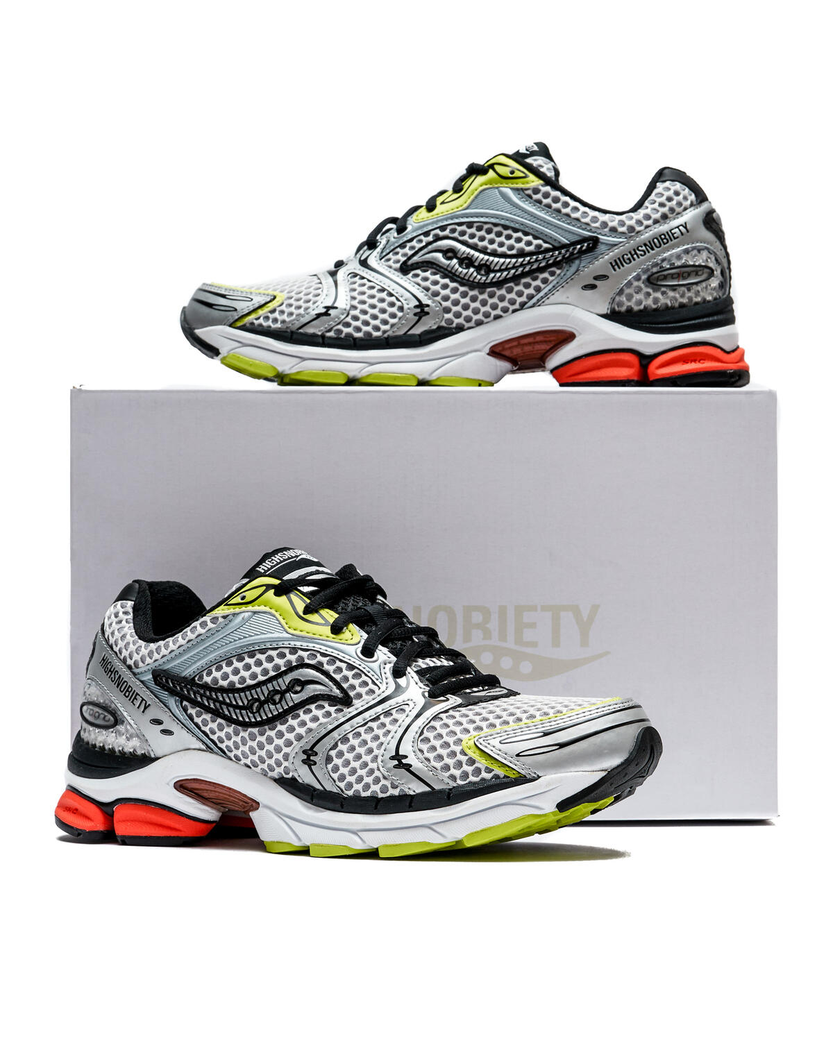 Saucony Progrid Triumph 4 - Image 16