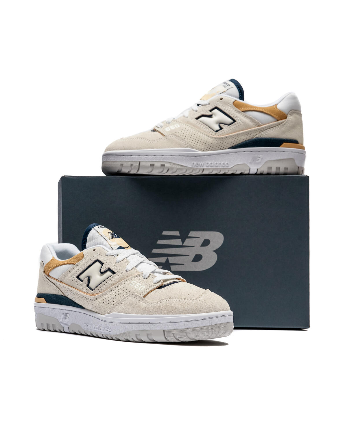 New Balance WMNS 550 - Sea Salt / Navy / Raw Sugar - Image 17