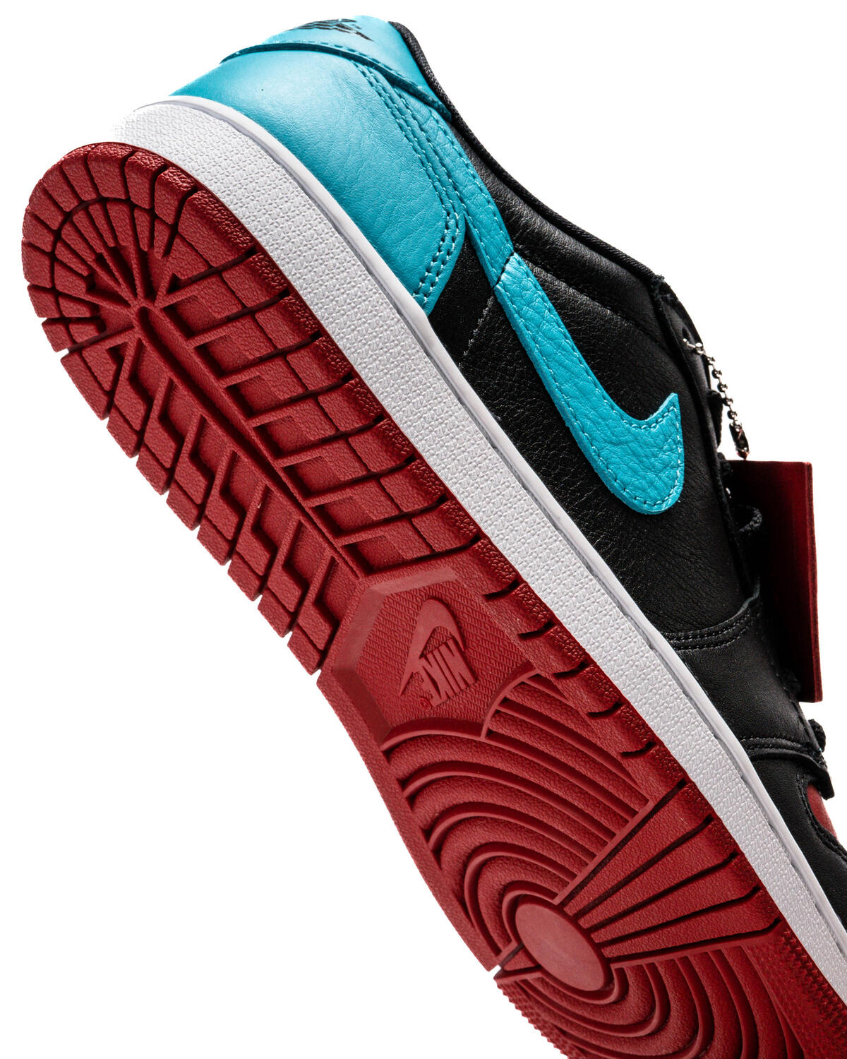 black dk powder blue gym red