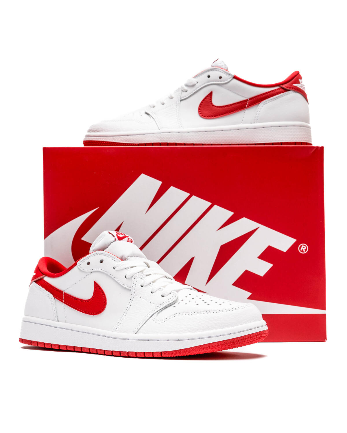 Air Jordan 1 Retro Low 'University Red' - Image 33