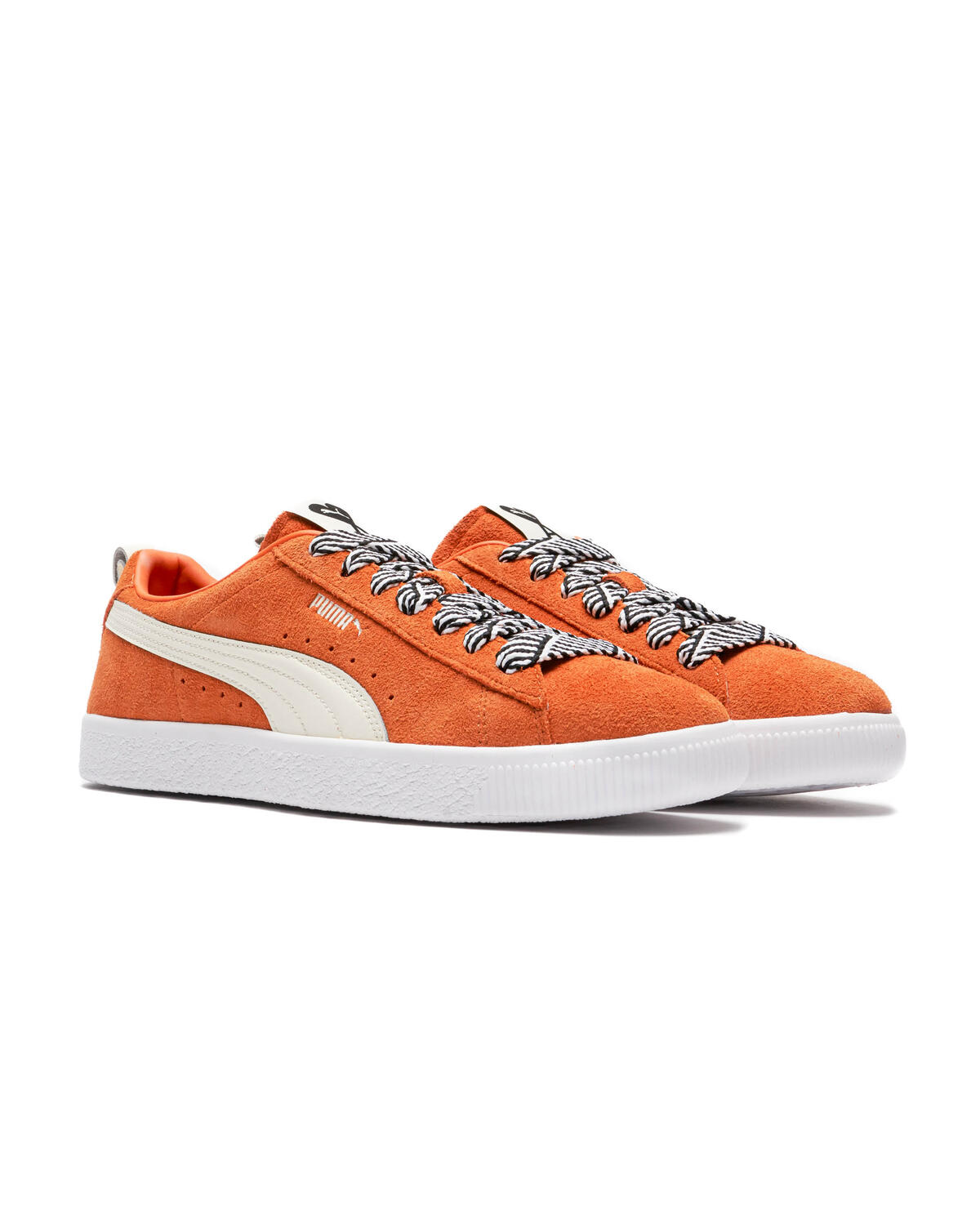Puma Suede VTG AMI Jaffra Orange - Image 3