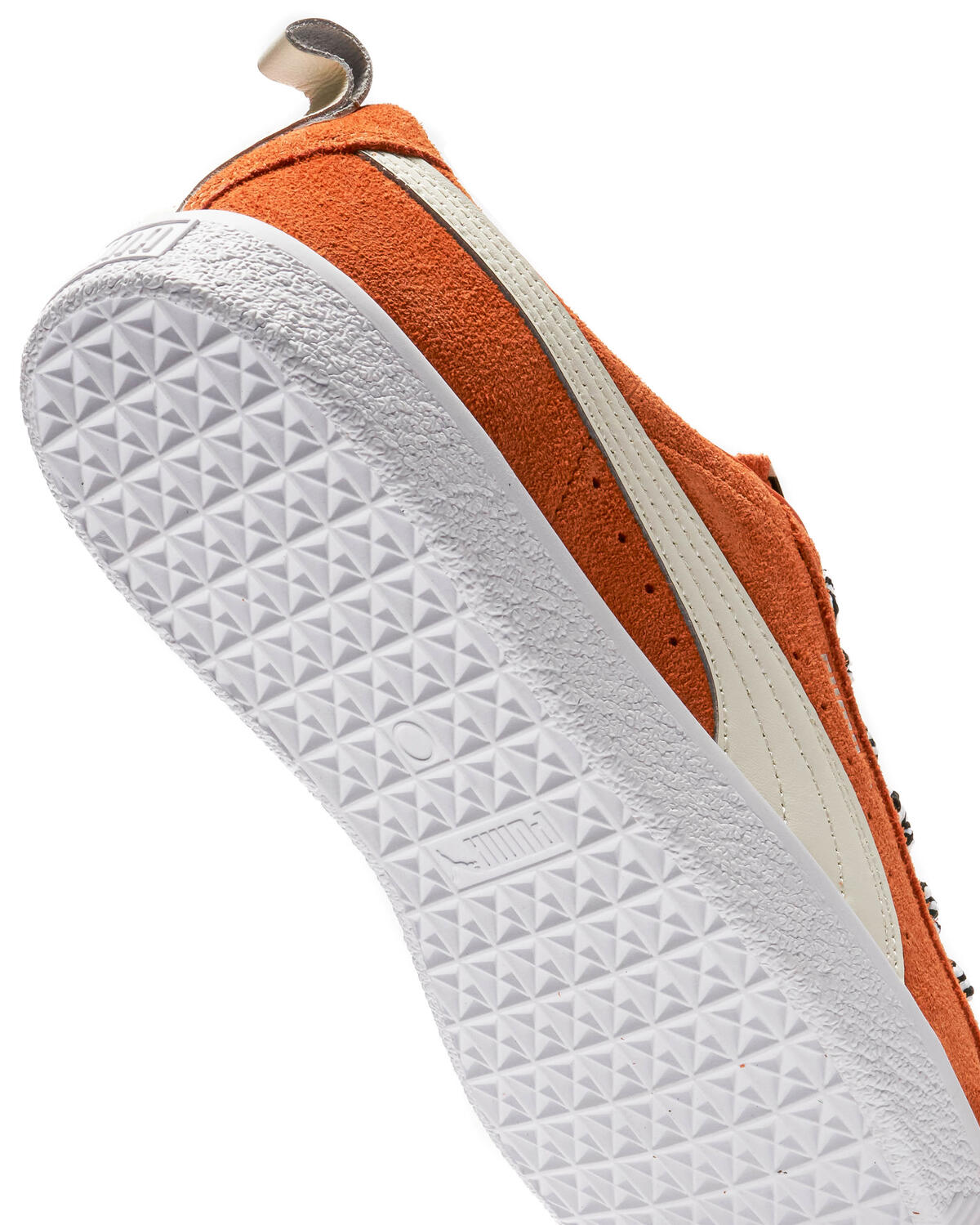 Puma Suede VTG AMI Jaffra Orange - Image 7