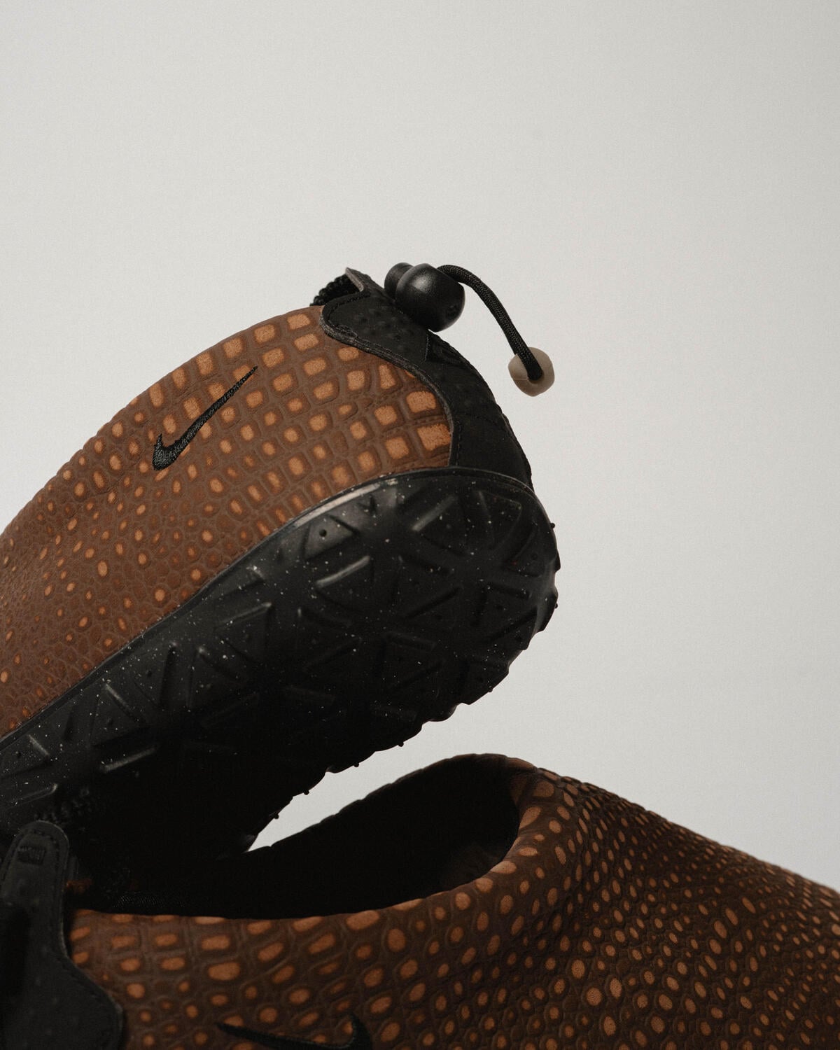 Nike ACG Moc Premium Shoes Cacao Wow / Black - Image 9