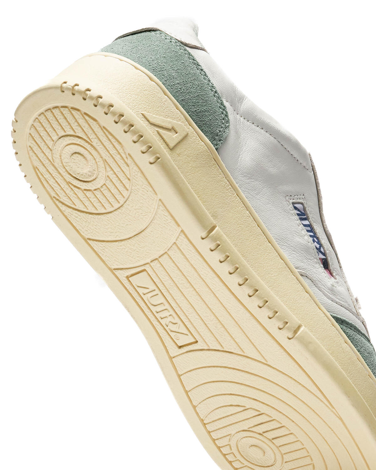 Autry Medalist Low - Image 7