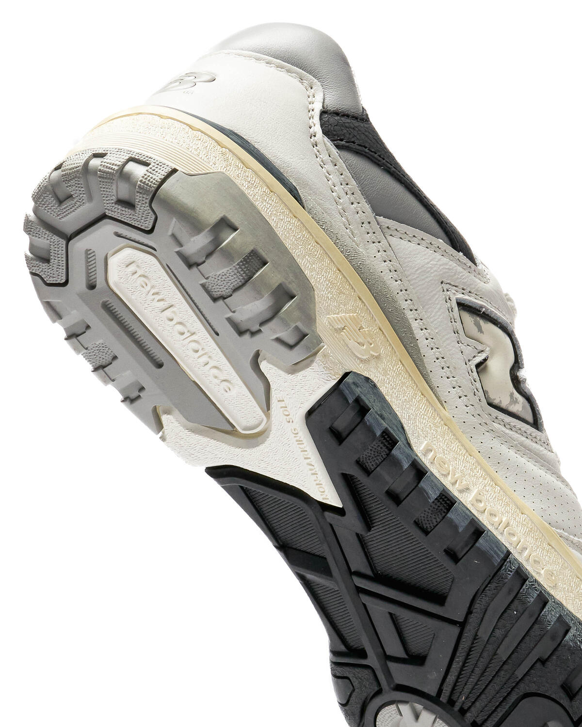New Balance BB550CPC Sea Salt/Black - Image 15