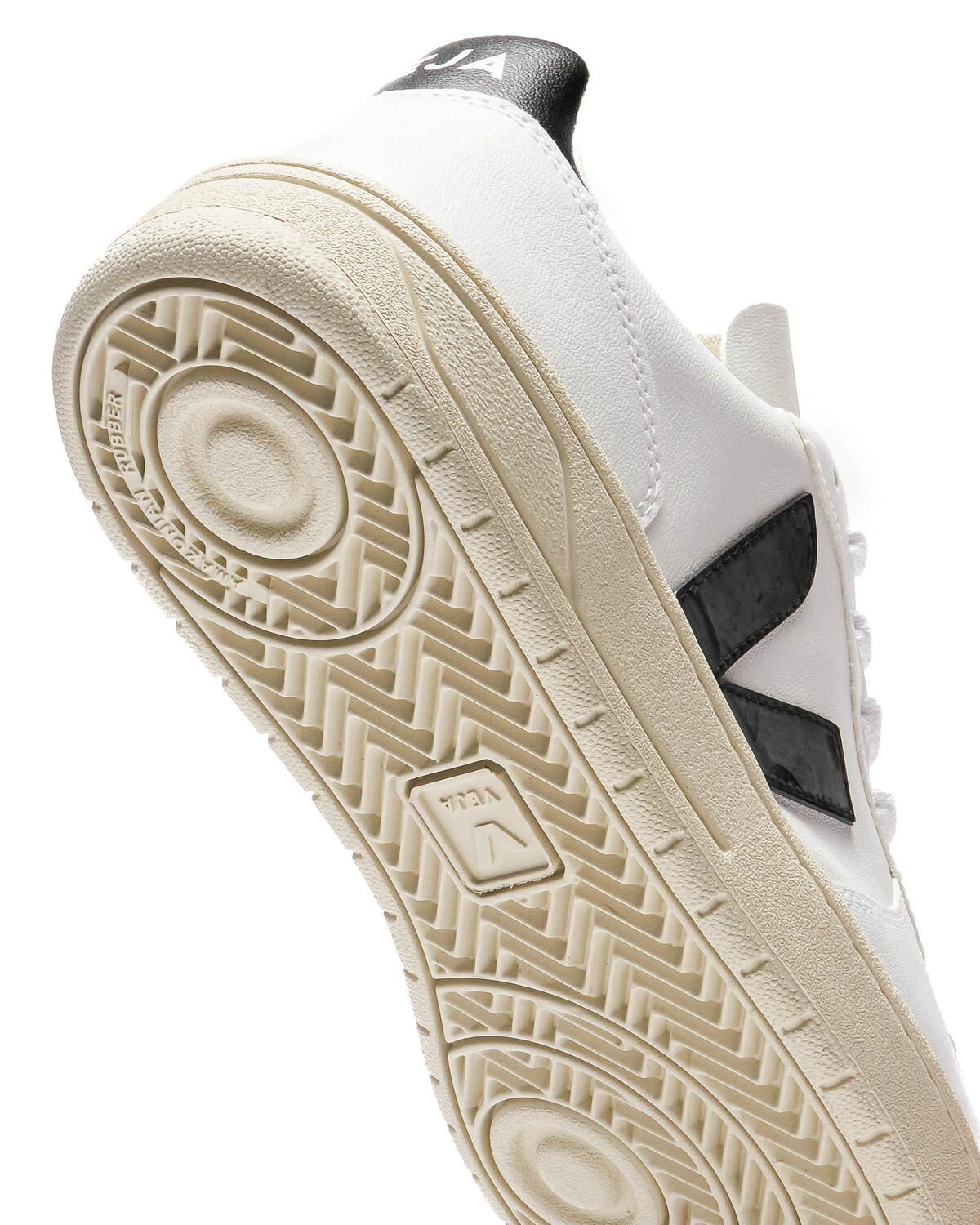 VEJA V-10 White/Black - Image 7