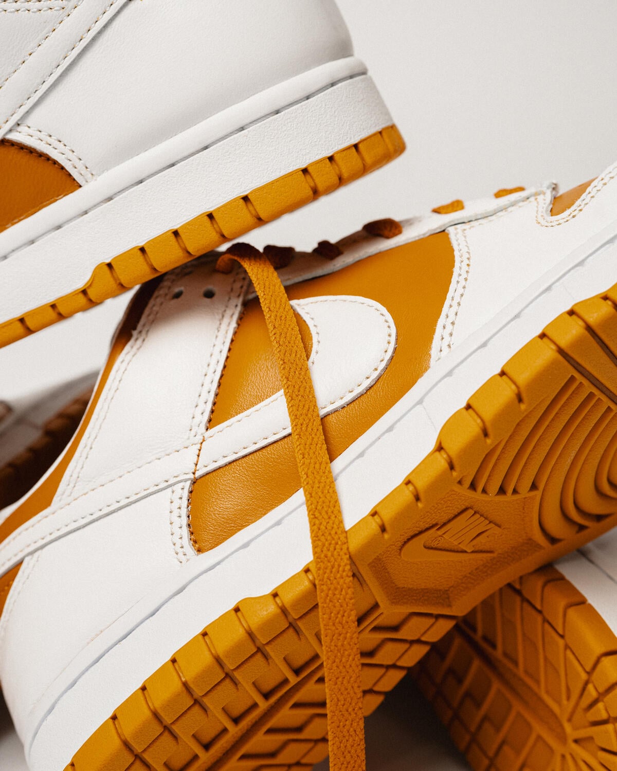 Nike Dunk Low Dark Curry - Image 48