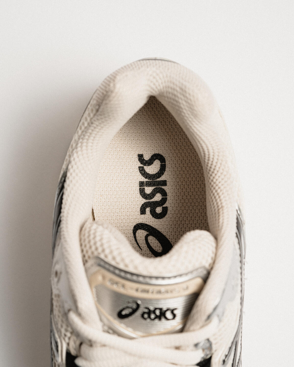 Asics Gel-Nimbus 9 Cream / Black - Image 9